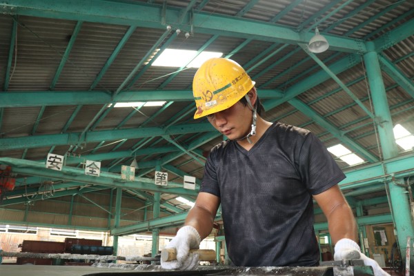 【島外からの移住も歓迎!】正社員募集中